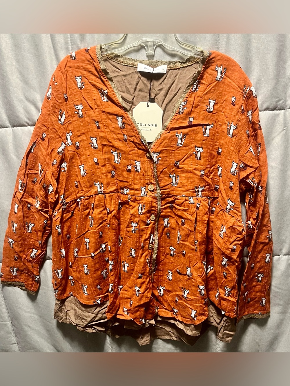 Cellabie Blouse Top Size XL Cats Print All Over NWT New